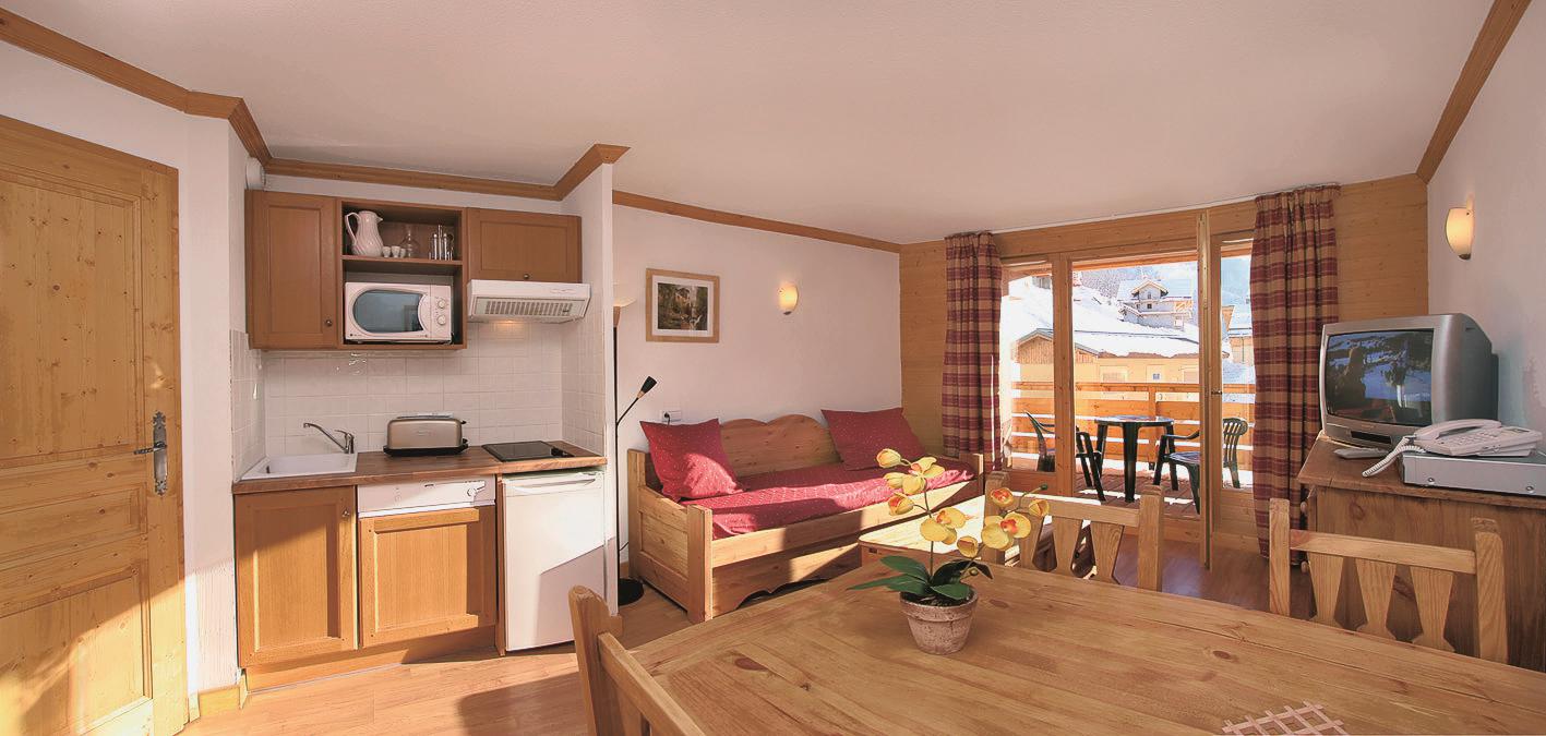 Résidence Odalys Hameau & Chalets de la Vallée d'Or  slide 4