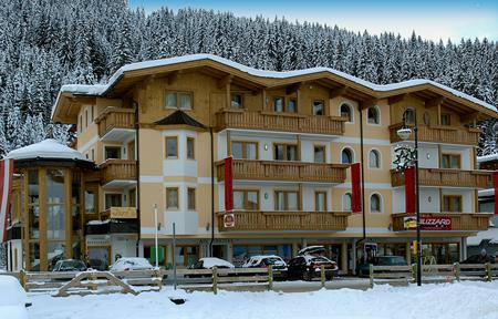 Joe's Aparthotel slide 1