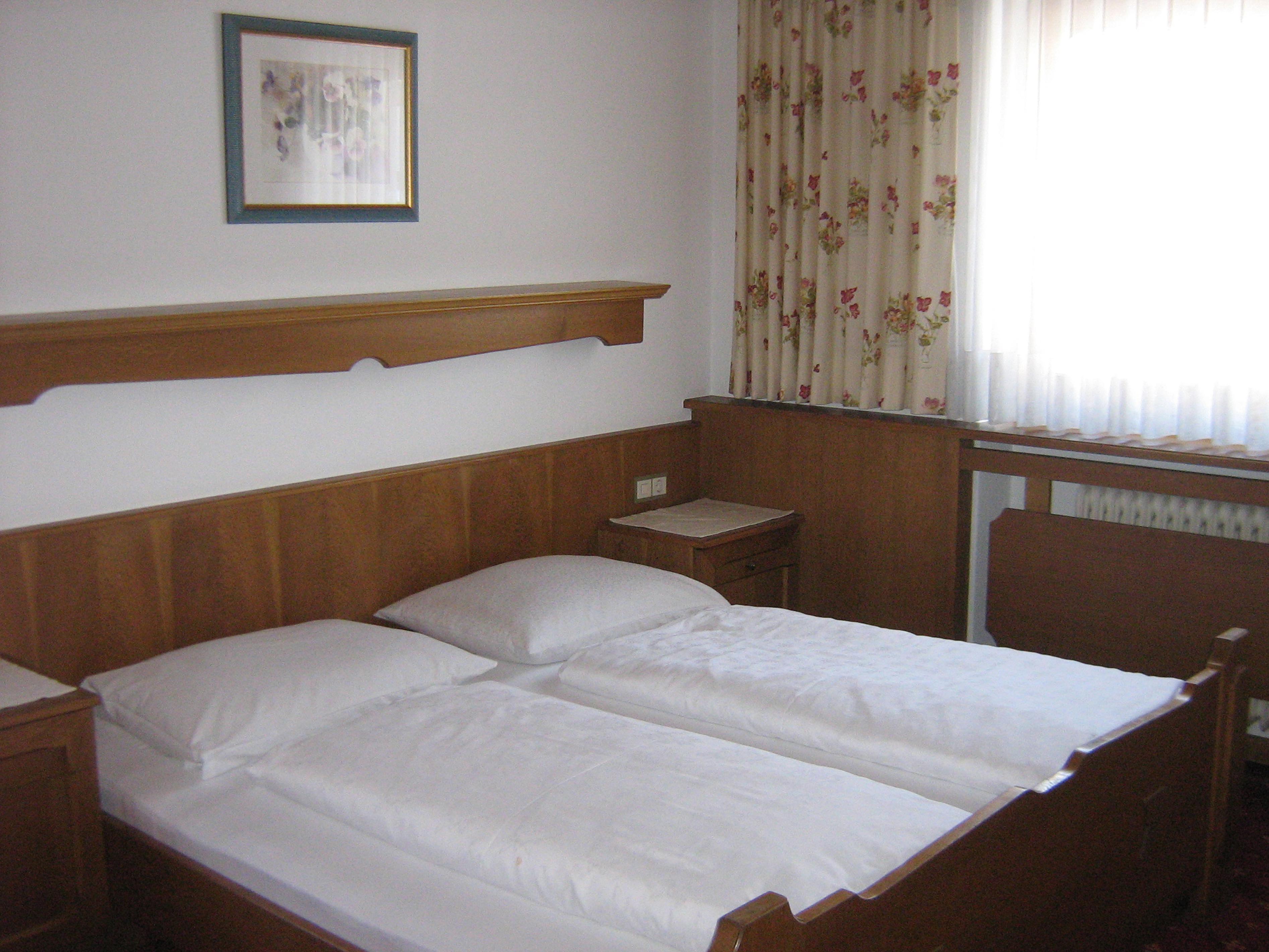 Pension Gästenhaus Lärchenheim slide 2