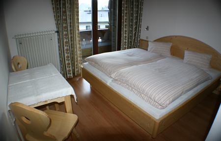 Pension-Gästehaus Jordan slide 3