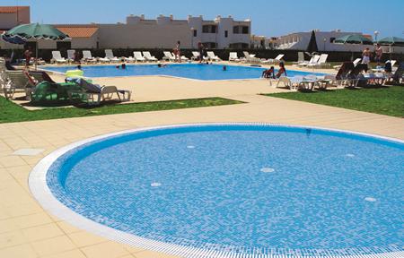 Quintinha Village Apartments slide 1