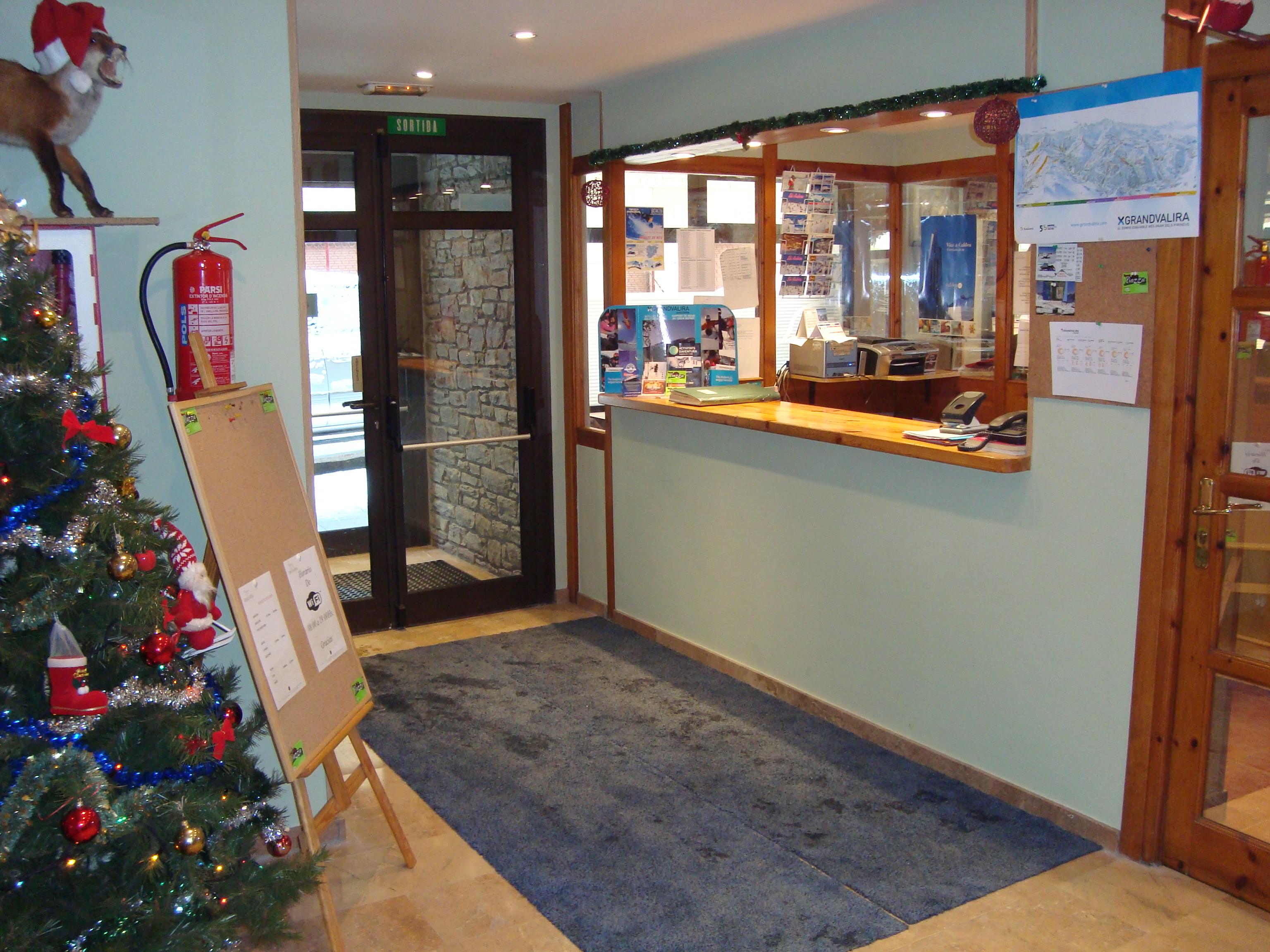 Hotel Guineu slide 4