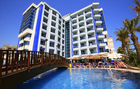 Hotel Grand Zaman Garden