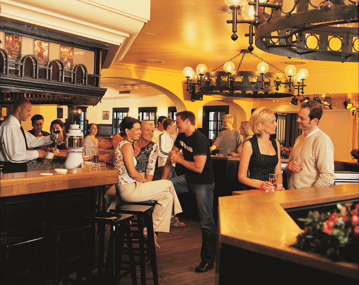 Hotel Sauerland Stern  slide 2