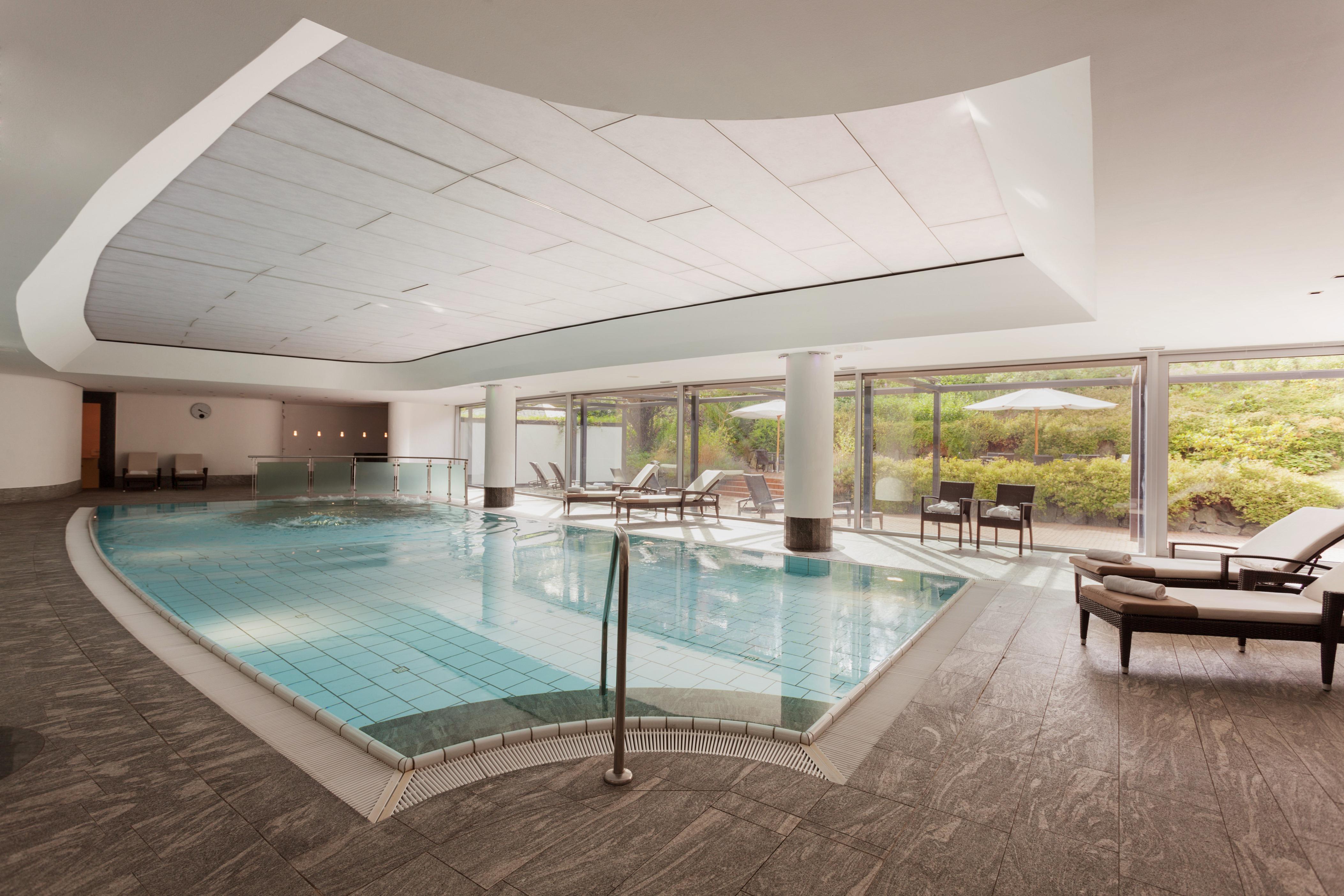 Hotel Sauerland Stern  slide 5