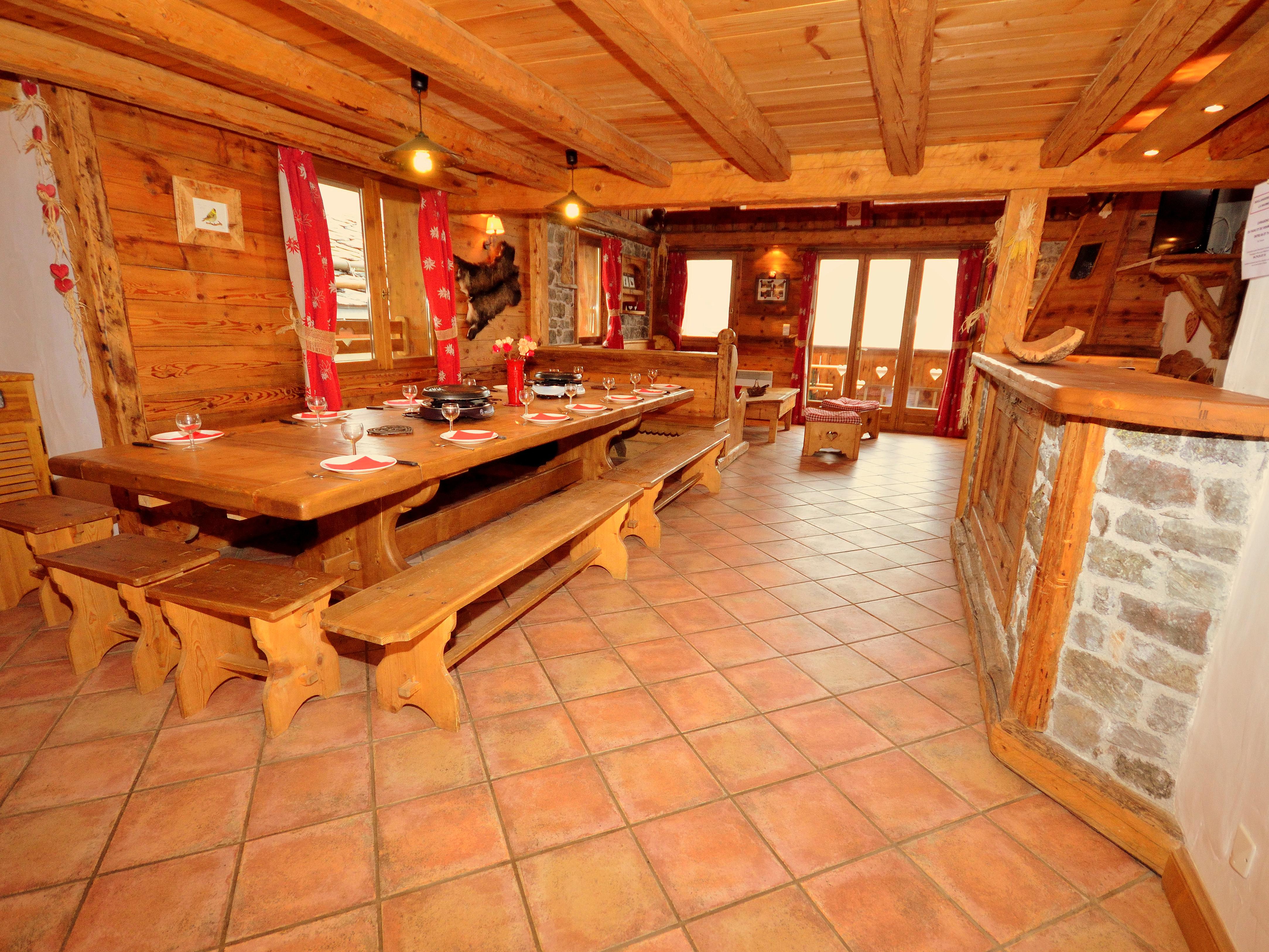 Chalet Le Haut slide 2