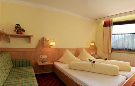 Alpen Wohlfühlhotel Dörflwirt  slide 2