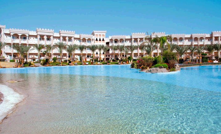 Pickalbatros Palace Resort  slide 3