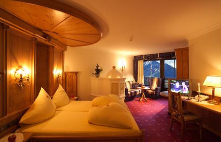 Hotel Alte Post slide 2