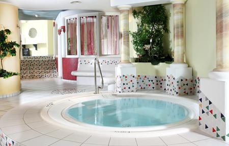 Hotel Erhart slide 4