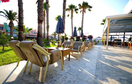 Tropical Sol Hotel slide 3