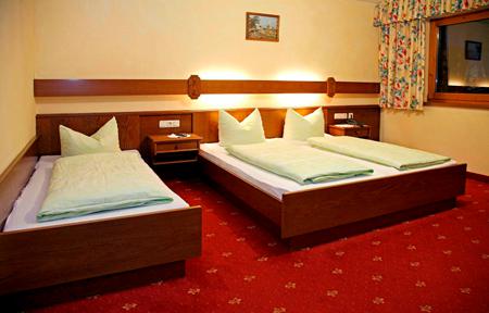 Hotel Schneeberger slide 5