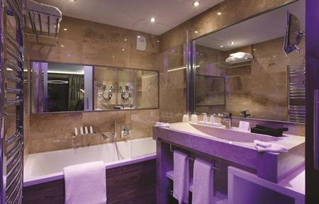 Hotel Koh-I Nor slide 4