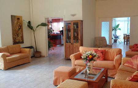 Hotel Ipsos Beach slide 4