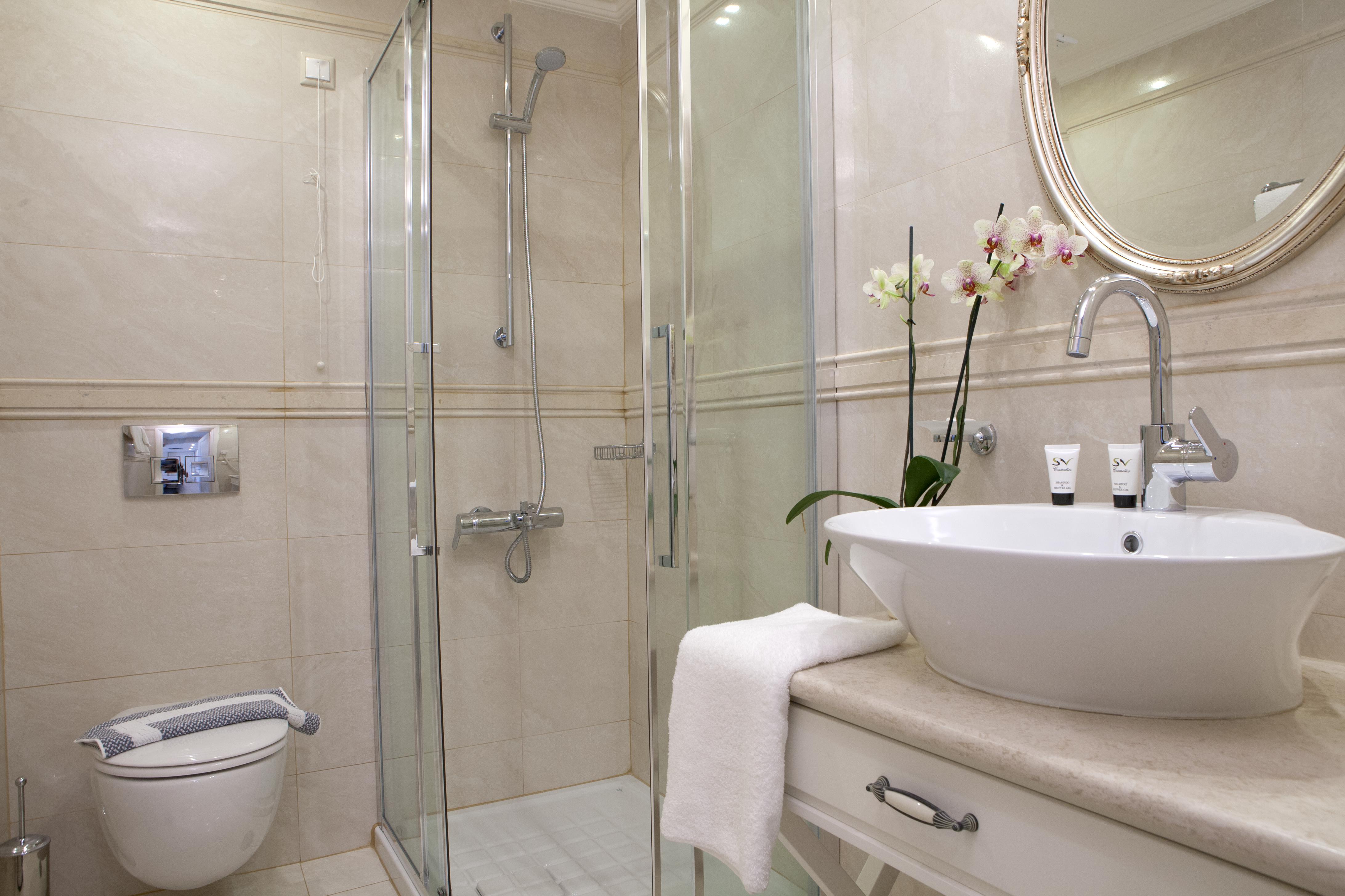 Appartementen Royal Nidri slide 5