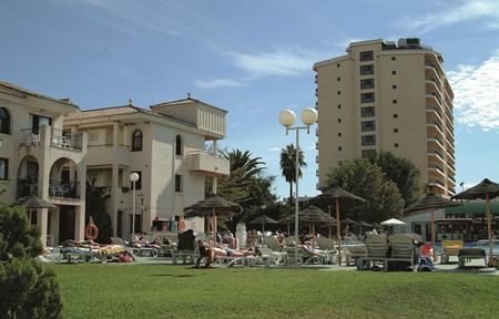 Lejlighedshotel Puente Real slide 2