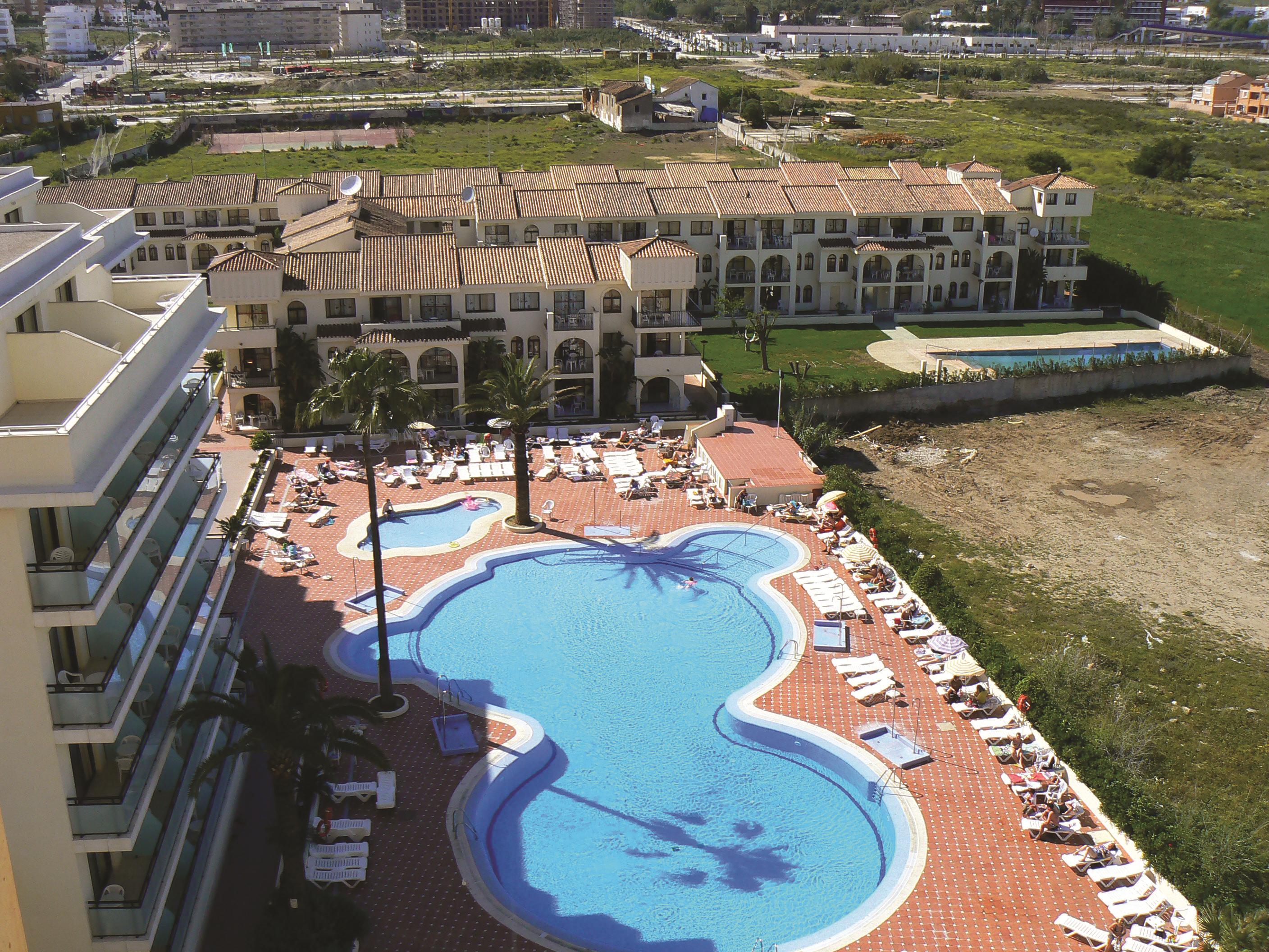 Lejlighedshotel Puente Real slide 3