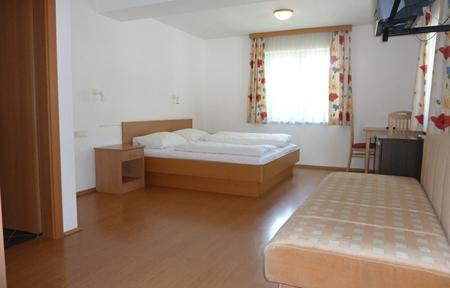 Pension Pepi slide 5