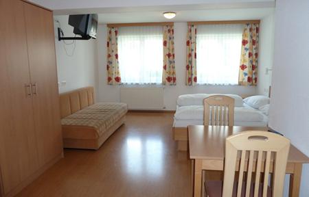 Pension Pepi slide 4