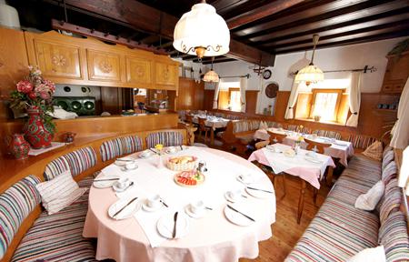 Gasthof Limberghof slide 3