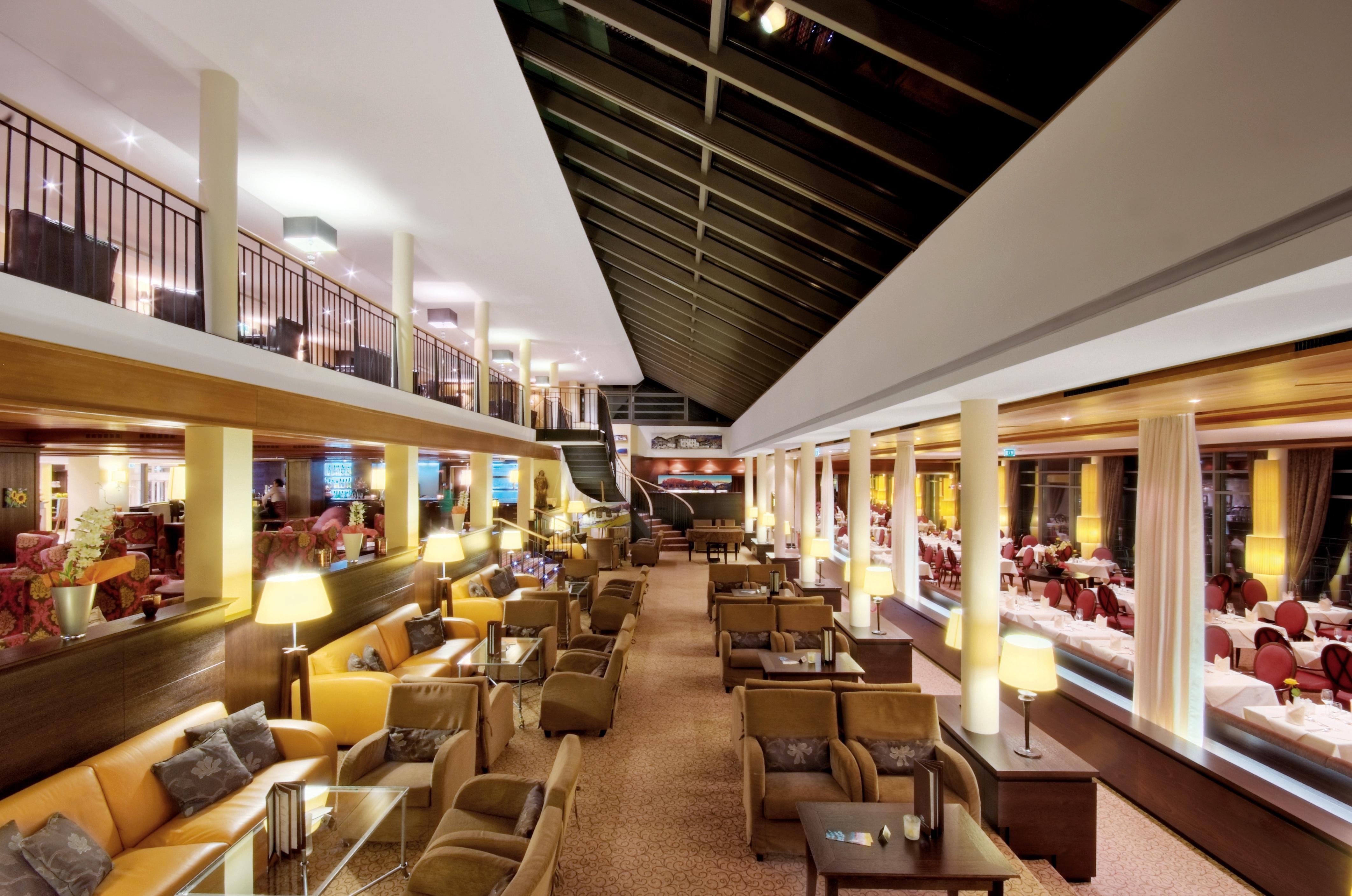 LEBENBERG Schlosshotel slide 4