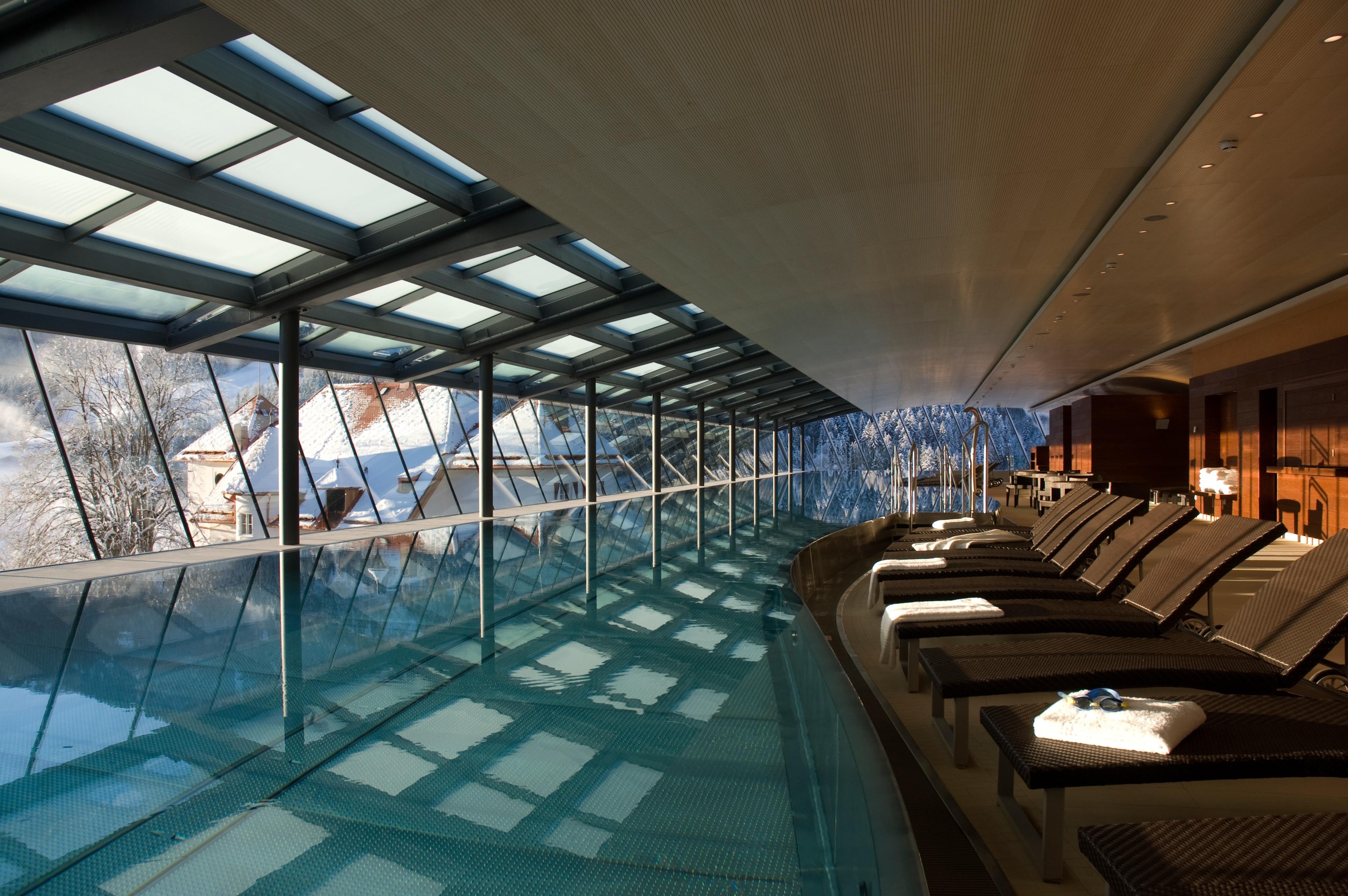 LEBENBERG Schlosshotel slide 3