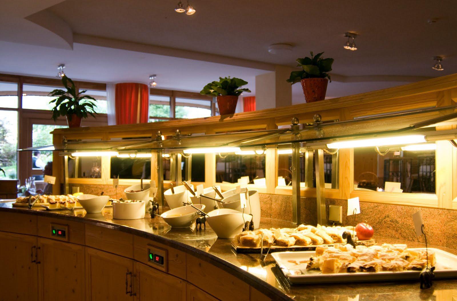 Hotel Premier Kaiserhof slide 5