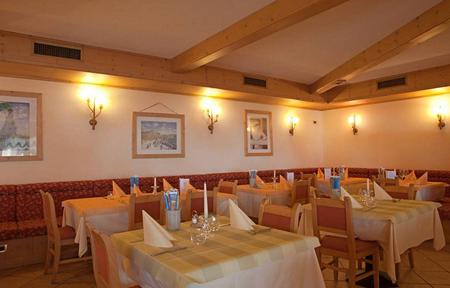 Hotel Amerikan slide 3