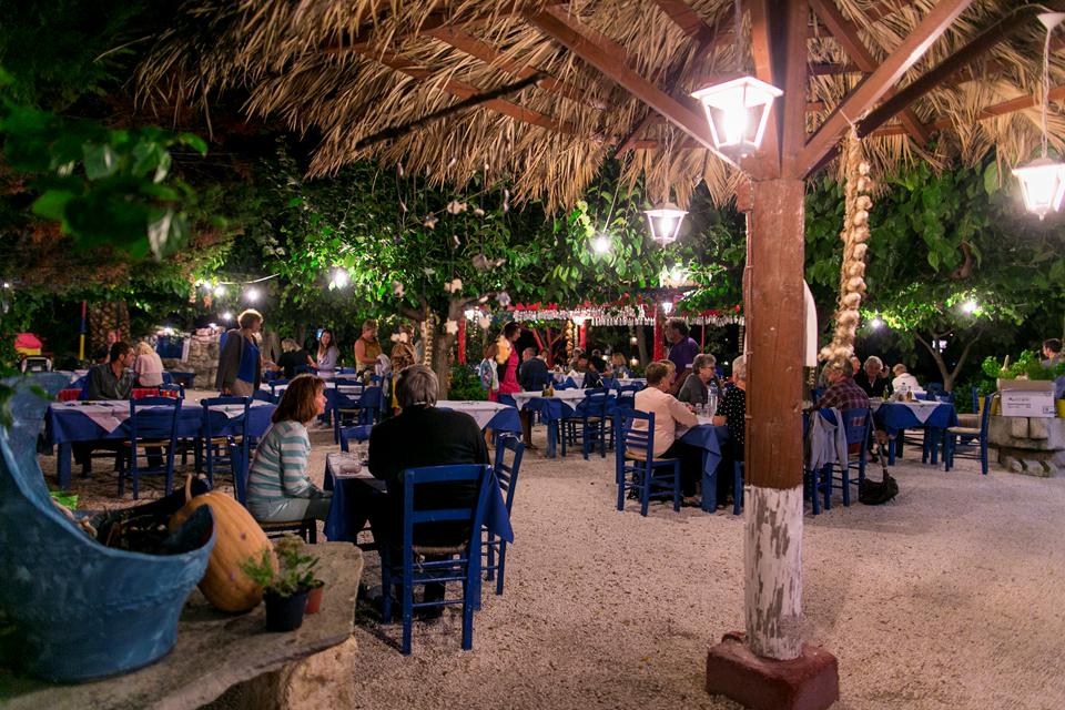 Agios Sostis Foto: 4 af 5