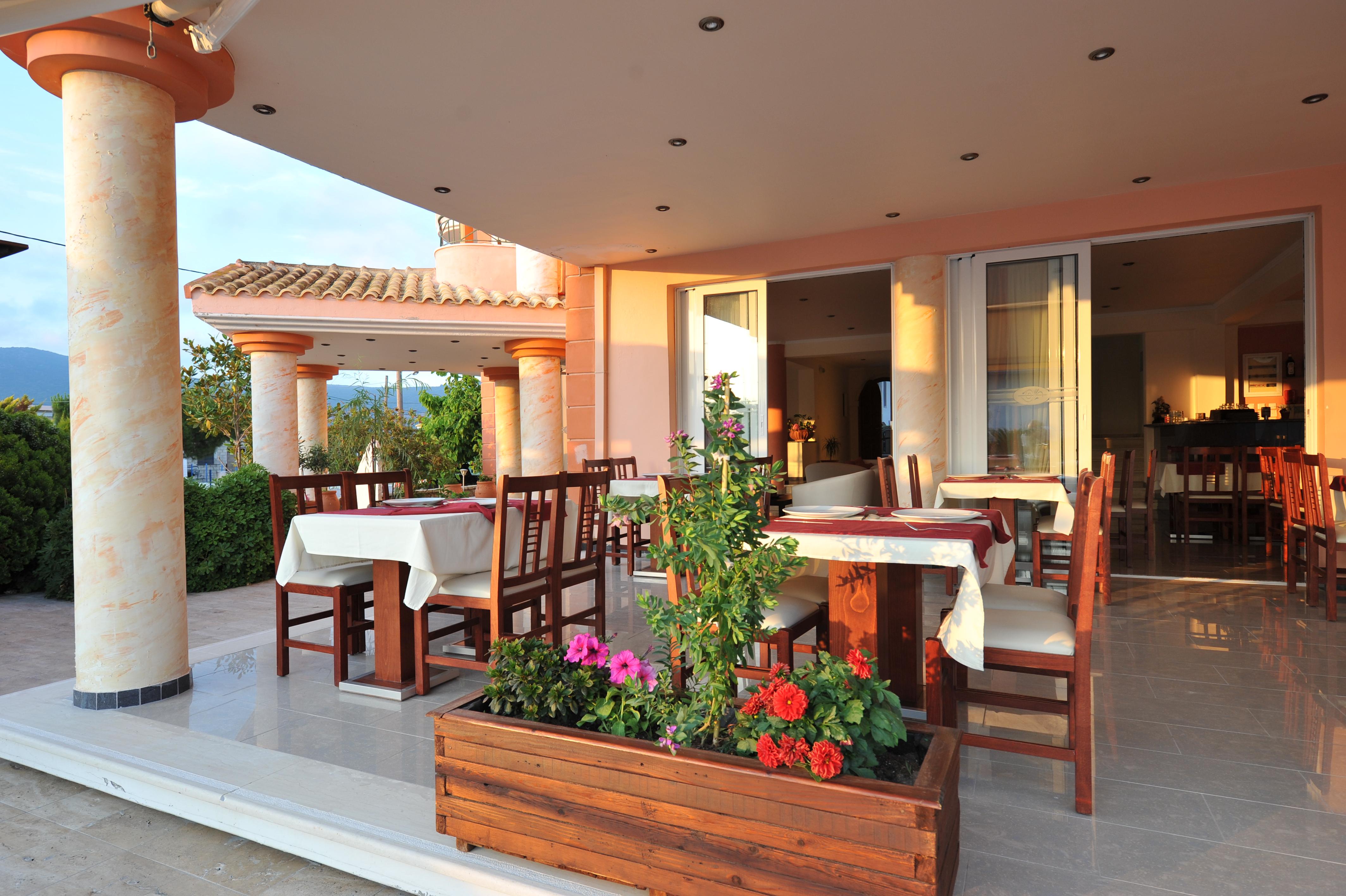 Hotel Philoxenia  slide 3