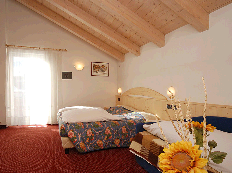 Hotel Garni Letizia slide 3