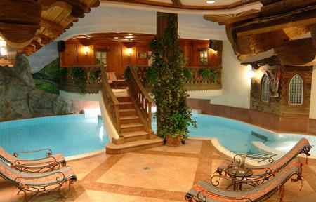 Dorfhotel Glücksschmiede slide 5