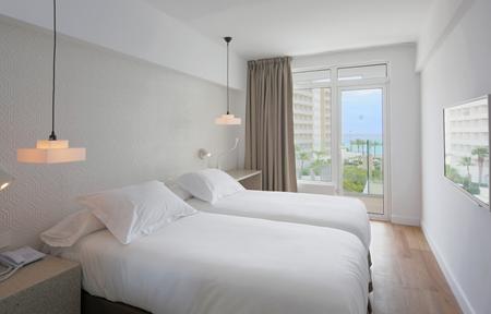 Hotel HM Balanguera Beach - voksenhotel slide 3