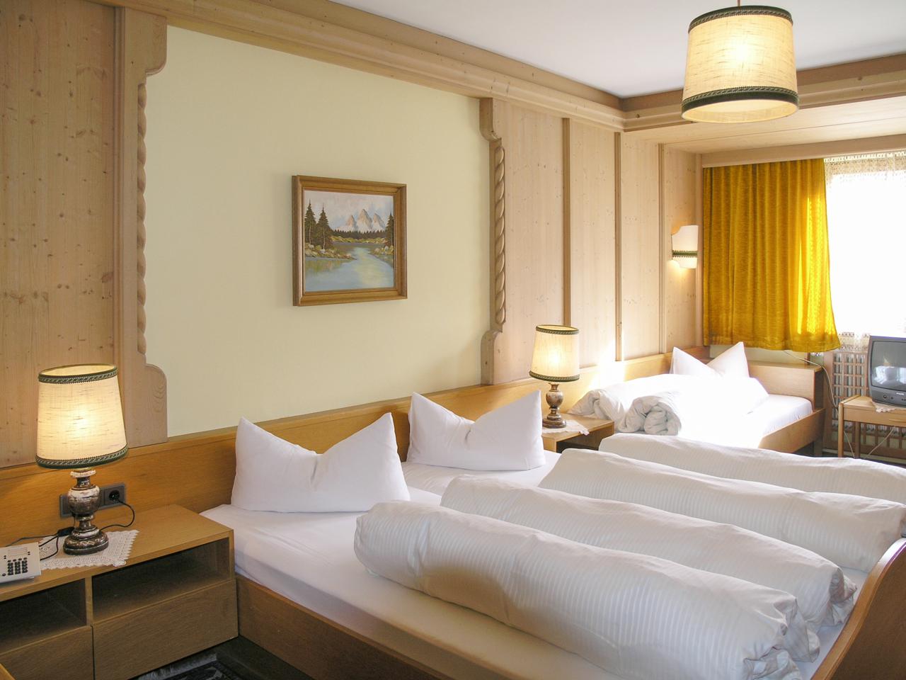 Parkhotel Sölden slide 3