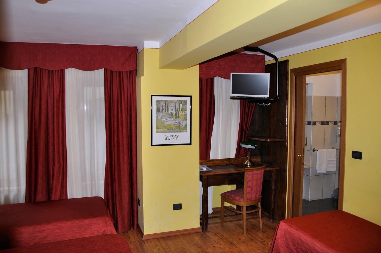 Hotel Sud-Ovest slide 5