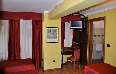 Hotel Sud-Ovest slide 5