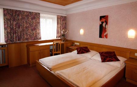 Landgasthof Almerwirt slide 2