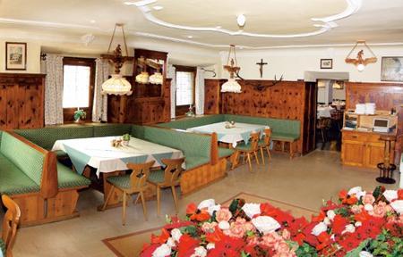 Landgasthof Almerwirt slide 3