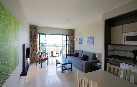 Hotel Caybeach Sun slide 5