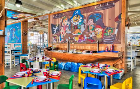 Hotel H10 Suites Lanzarote Gardens slide 4