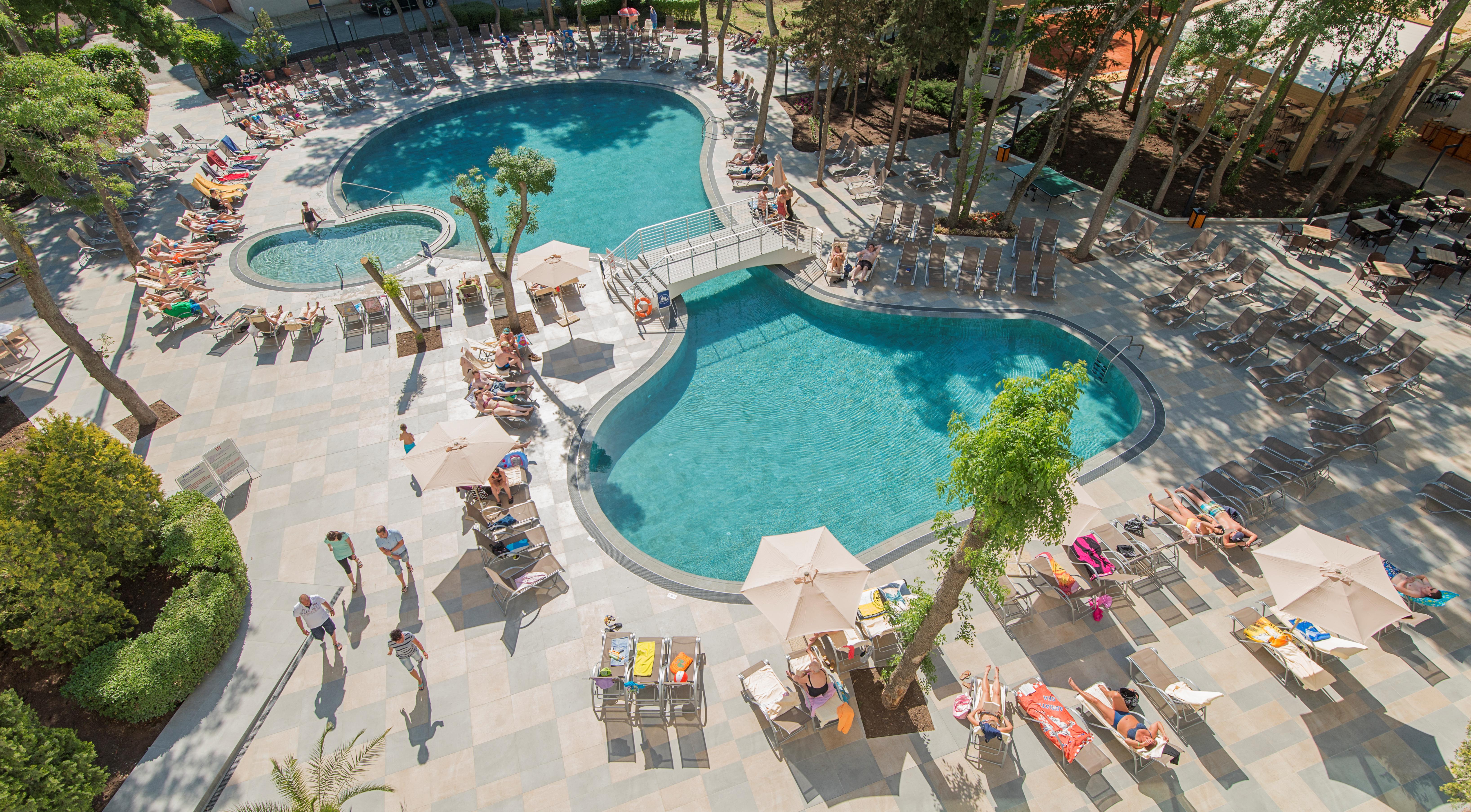 Hotel HVD Club Bor slide 2