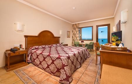 Hotel IPV Palace & Spa slide 4