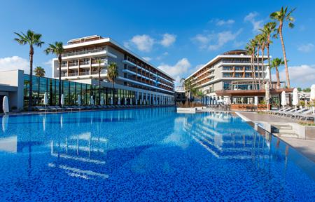Hotel Acanthus Cennet Barut Collection
