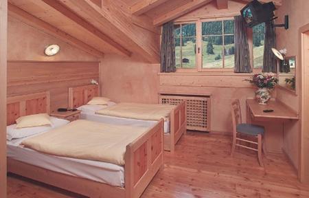 Hotel Helvetia slide 4