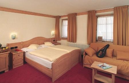 Hotel Helvetia slide 5