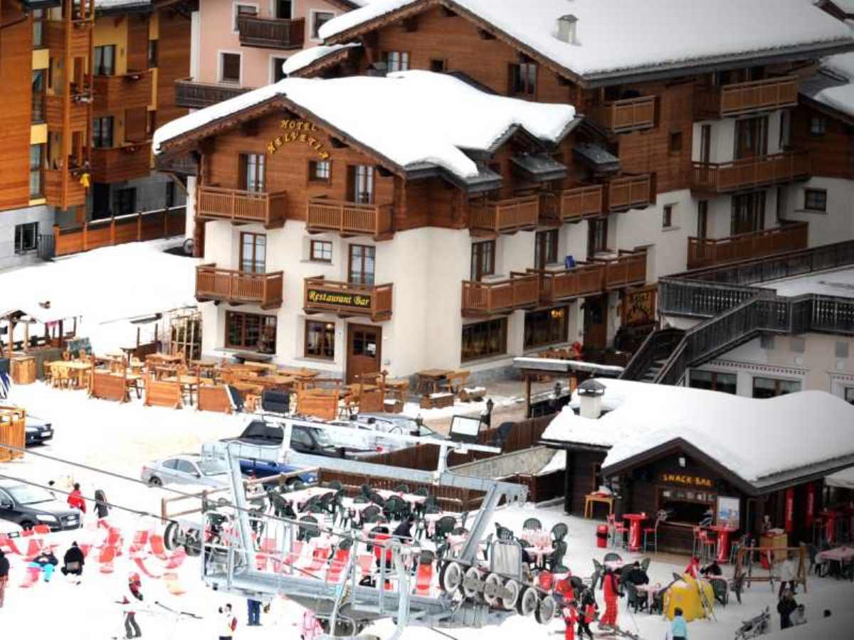 Hotel Helvetia slide 2