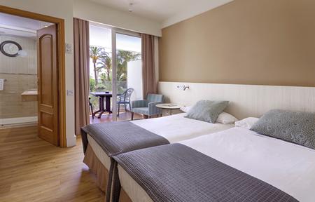 Hotel Sol Don Pedro slide 3