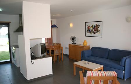 Quintinha Village Apartments slide 4