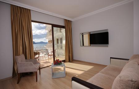 Hotel Pasa Garden Beach slide 4