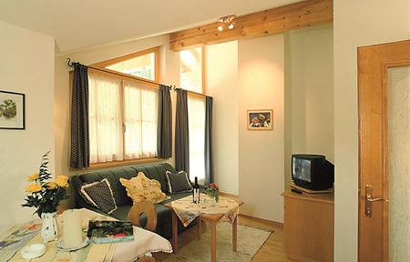 Lejl Hanni Haus slide 3